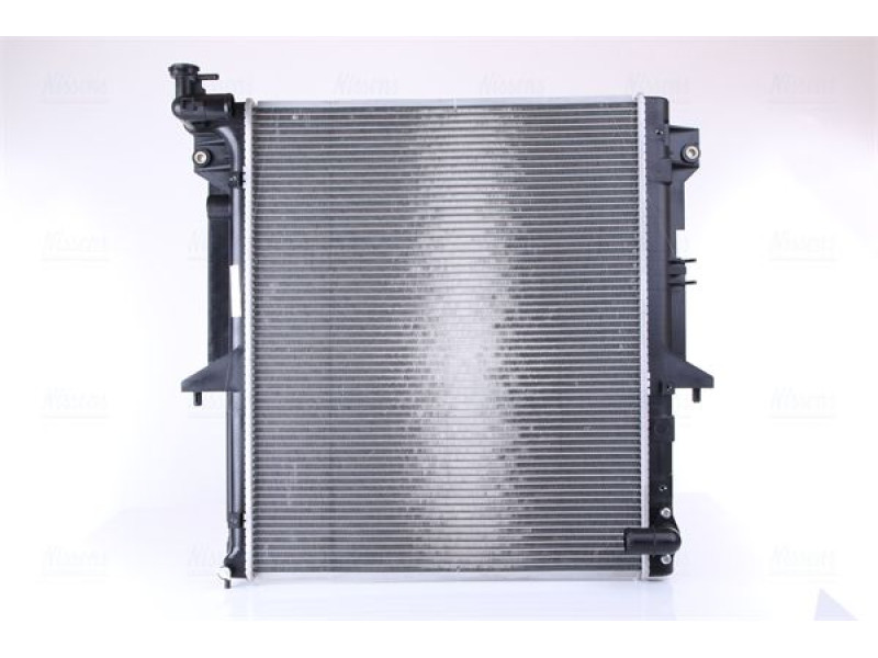 Радіатор охолодження двигуна Mitsubishi L200 05-15 двиг. 2.5 TDI (AVA) 1350A922, MN135032