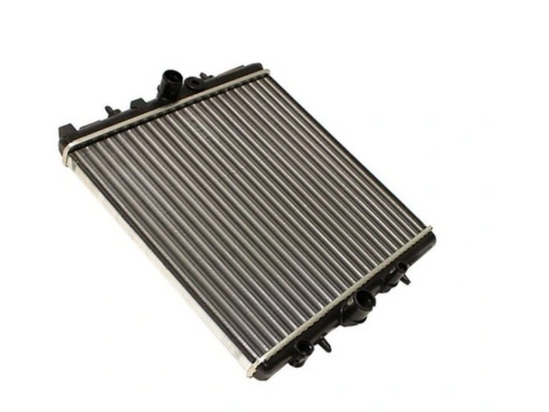 Радіатор охолодження двигуна Peugeot 307 1.4 8V (AVA) 133099, 1331SV