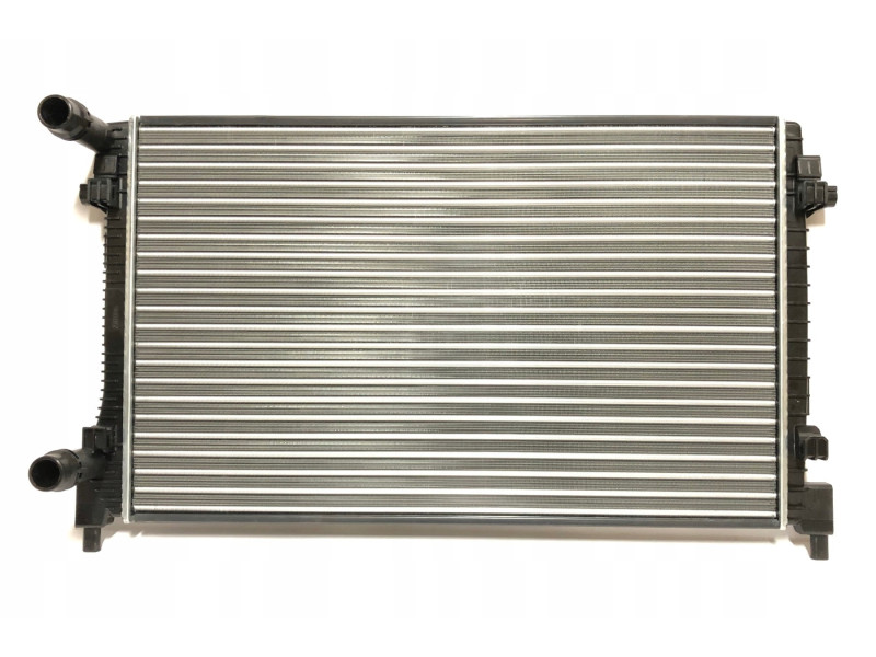 Радіатор охолодження двигуна Seat Leon 12-19, Skoda Octavia A7, Fabia 3, Rapid, VW Golf 7 (Nissens) 5Q0121251HC, 5Q0121251T