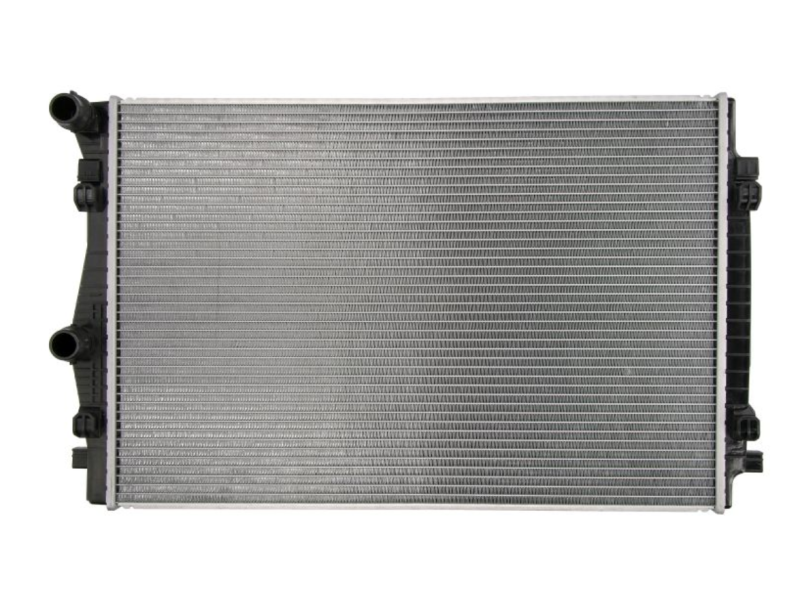 Радіатор охолодження двигуна Skoda Octavia A7, Karoq, Superb 3, VW Golf 7, Passat B8, Audi A3, Seat Leon (NRF) 5Q0121251GR