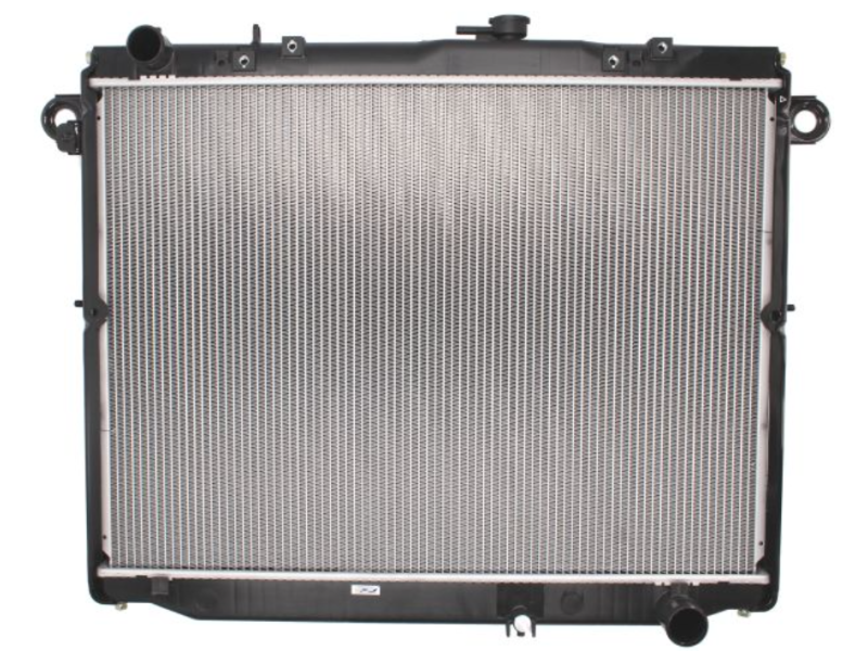 Радіатор охолодження двигуна Toyota Land Cruiser 100 4.2TD МКПП (Koyorad) 1640066110