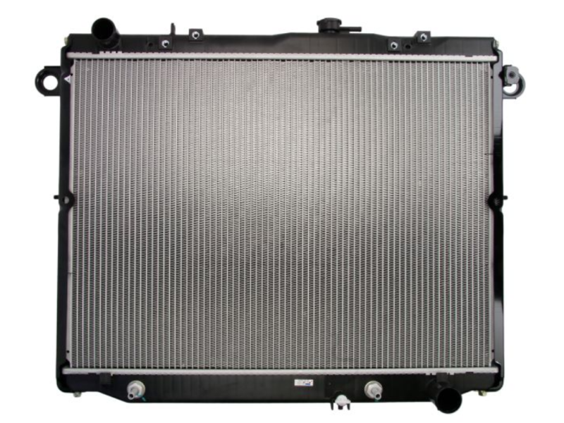 Радіатор охолодження двигуна Toyota Land Cruiser 100, Lexus LX 470 (Nissens) 1640050360