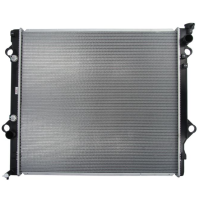Радіатор охолодження двигуна Toyota Land Cruiser Prado 120, 150 2.7L (TP) 1640075440, 1640075441