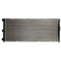 Радіатор охолодження двигуна VW Passat B2 (BEHR) 321121253L