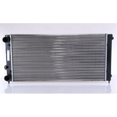 Радіатор охолодження двигуна VW Passat B3/B4 1.8/1.8 8V/2.8 (AVA) 353121253N