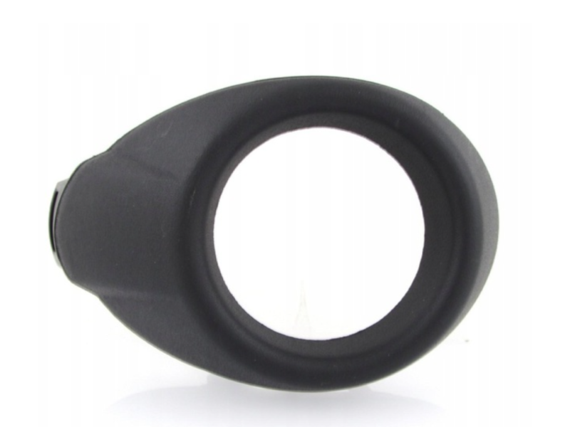 Рамка протитуманної фари права Ford Focus 3 11-14 (Китай) чорна 1703890