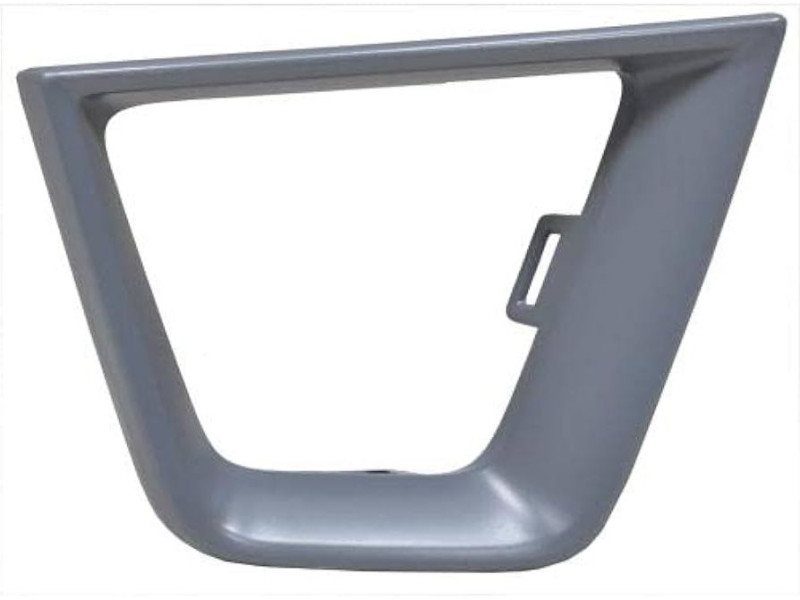 Рамка решітки переднього бампера права Jeep Renegade 19- (Тайвань) 6VQ41TZZAA