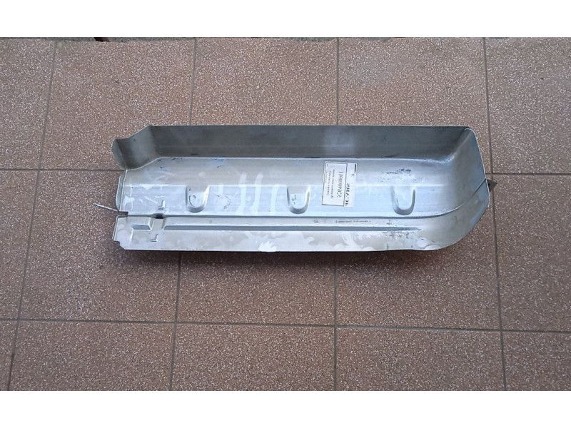 Ремчастина підніжки передня права Mercedes Sprinter W901 95-06, VW LT 95-06 (PL) 