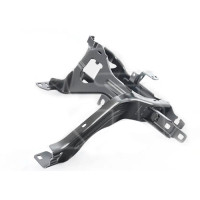 Ремчастина передній панелі права BMW X5 G05 18- (Тайвань) 