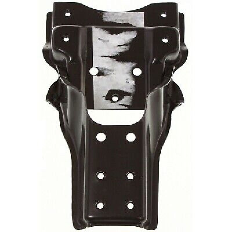 Ремчастина передній панелі середня Suzuki SX4 06-14 (Тайвань) 5824080J00