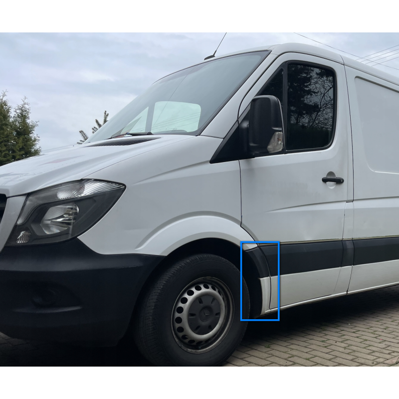 Ремчастина переднього крила ліва Mercedes Sprinter W906, VW Crafter задня
