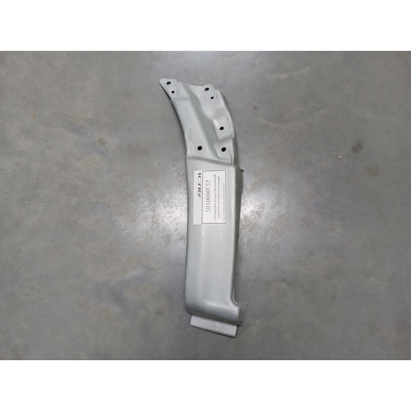 Ремчастина переднього крила ліва Mercedes Sprinter W906, VW Crafter задня (PL) з отворами