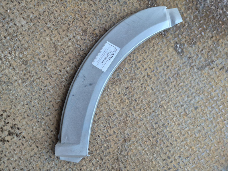 Ремчастина переднього крила права Ford Transit 00-13 (PL)