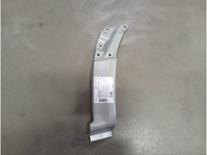 Ремчастина переднього крила права Mercedes Sprinter W906, VW Crafter задня Klokkerholm