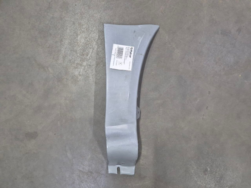 Ремчастина крила переднього права Skoda Octavia Tour 1997-2010 Polcar