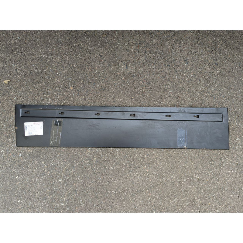 Ремчастина зсувних дверей права Mercedes Vito W638 96-04 (PL) висота 22 см