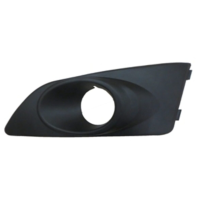 Решітка бампера ліва Chevrolet Aveo T300 12-16 з отв. (FPS) 95930563