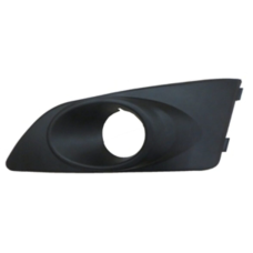 Решітка бампера ліва Chevrolet Aveo T300 12-16 з отв. (FPS) 95930563