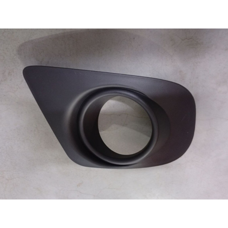 Решітка бампера ліва Dodge Journey SXT 12-19 (Китай) 68088687AA