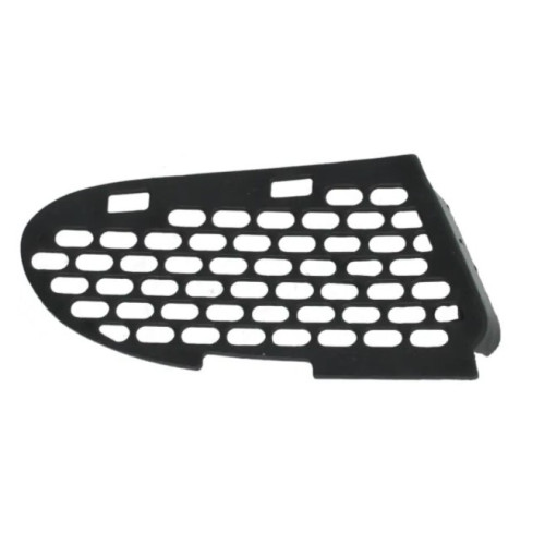 Решітка переднього бампера права Mercedes C-Class W202 1993-1996 (Тайвань) 2028850423