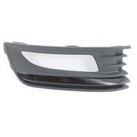 Решітка бампера права VW Polo 15-20 седан (FPS) з чорн. молд. 6RU853666F