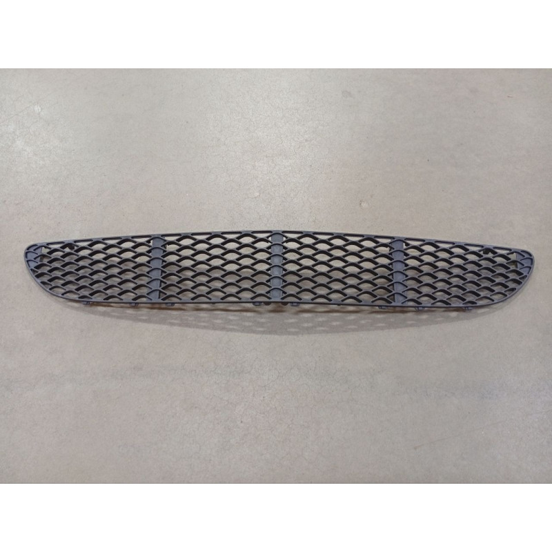 Решітка бампера середня Mercedes S W211 02-06 Classic, Elegance (FPS) A2118850053