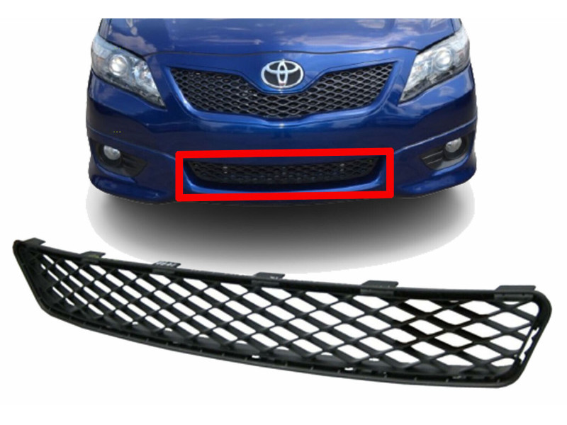 Решітка бампера середня Toyota Camry SE XV45 10-11 (Signeda) 5311206170