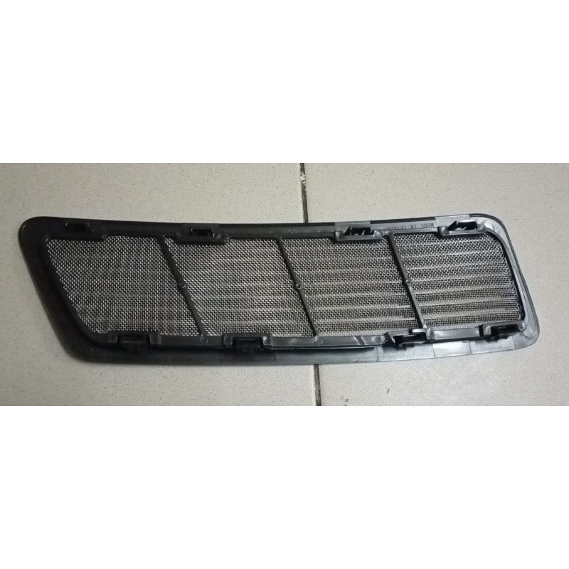 Решітка капоту ліва Ford Transit 14- (Тайвань)