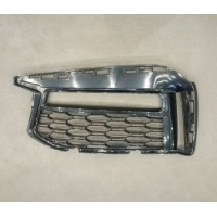 Решітка переднього бампера ліва BMW 5 G30 / G31 17- M-Sport (Тайвань) 51118064963