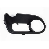 Решітка переднього бампера нижня ліва VW Touareg 02-06 (Тайвань) без сітки, з отв. під ПТФ 7L6853663