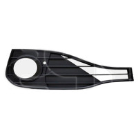 Решітка переднього бампера права BMW 4 F32 / F33 (Тайвань) з отв.