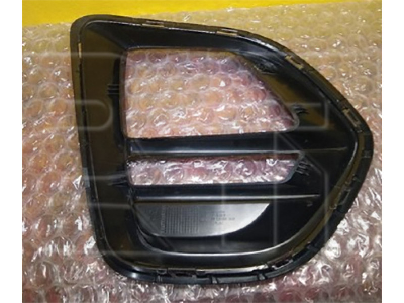 Решітка переднього бампера права Chery Tiggo 2 PRO 21- (Тайвань) з отв.