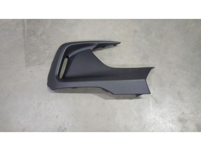 Решітка переднього бампера права Honda HR-V RZ (USA), ZR-V (EUR) 22- LX (Тайвань) текстура 711023W0A00