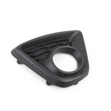 Решітка переднього бампера права Mazda CX-5 12-15 (TP) KD5350C11