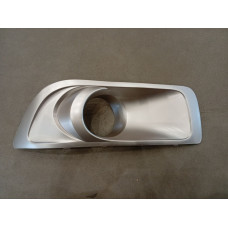 Решітка переднього бампера права Subaru Outback 09-12 USA з отв. (FPS) 57731AJ42A