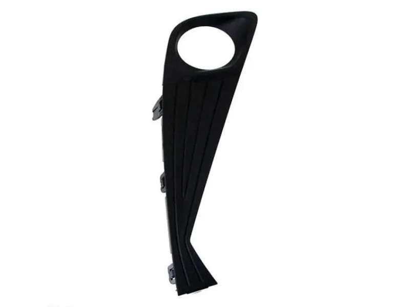 Решітка переднього бампера права Toyota C-HR 20- (Тайвань) з отв.