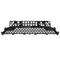 Решітка переднього бампера середня Renault Master 19- (Тайвань) без отв. під п/тронік