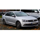 Решітка переднього бампера середня VW Jetta 6 2015-2018 (Тайвань) 5C6853677Q9B9 