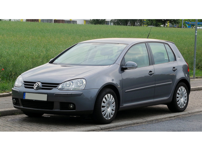 Решітка переднього бампера VW Golf 5 2003-2008 (PL) 1K08536779B9