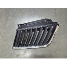 Решітка права Mitsubishi L200 2005-2010 (Tempest)  хром 7450A187T