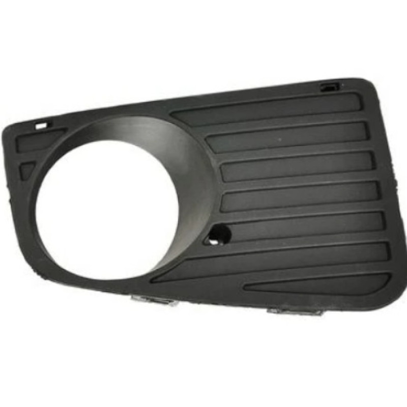 Решітка протитуманної фари права VW Crafter 06-11 (Тайвань) з отвором 2E0807676