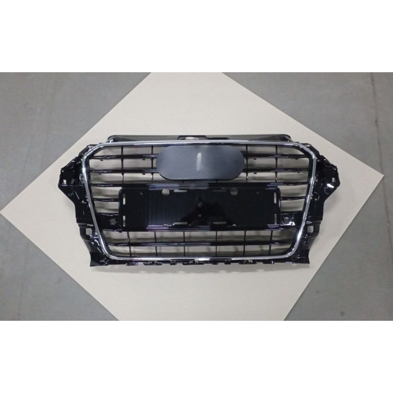 Решітка радіатора Audi A3 12-16 (FPS)