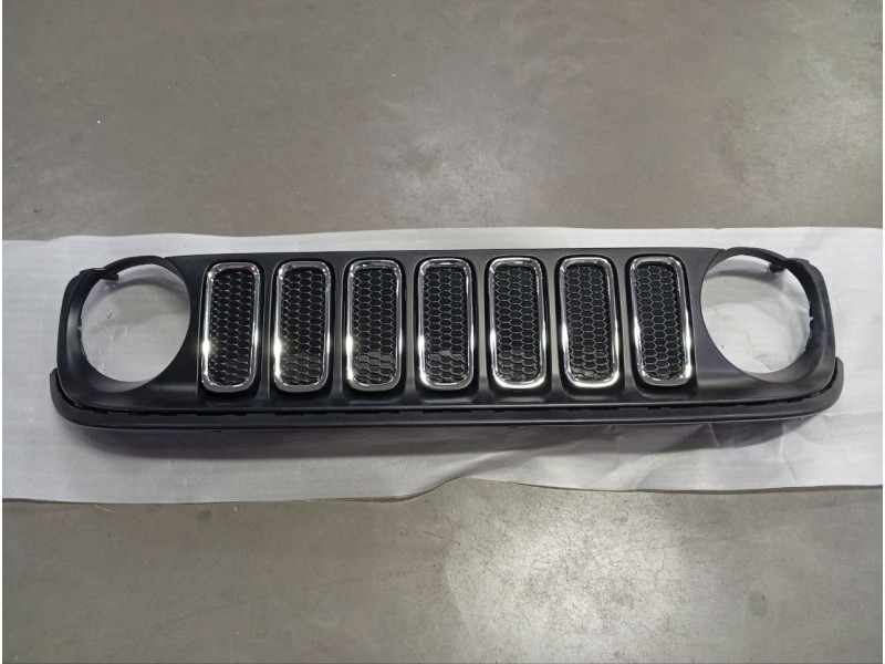 Решітка радіатора (комплект) Jeep Renegade 2015-2019 Тайвань 5XB16SZ0AA, 5XB15LXHAA