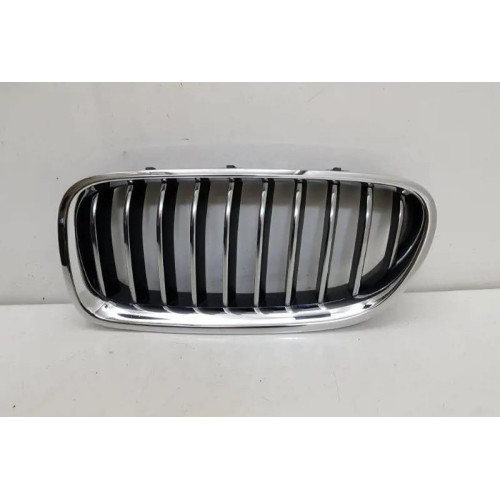 Решітка радіатора ліва BMW 5 F10 2013-2016 (Polcar) 51137336477
