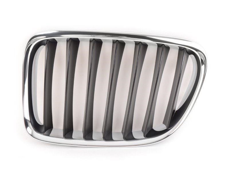 Решітка радіатора ліва BMW X1 E84 09-15 (Тайвань) хром рамка, чорні ребра 51112993305