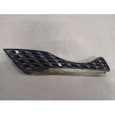 Решітка радіатора ліва Nissan Juke 15-19 (Тайвань) 62075BV80A