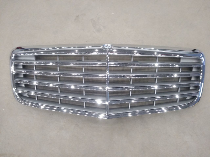Решітка радіатора Mercedes E-class W211 Elegance 06-09 (TP) A21188017837246