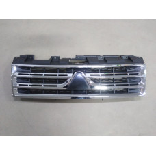 Решітка радіатора Mitsubishi Pajero Wagon 4 07-12 хром/черн. (Tempest) 7450A368