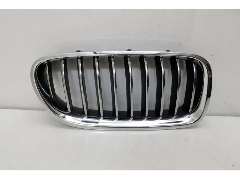 Решітка радіатора права BMW 5 F10 13-16 (FPS) 51137336478