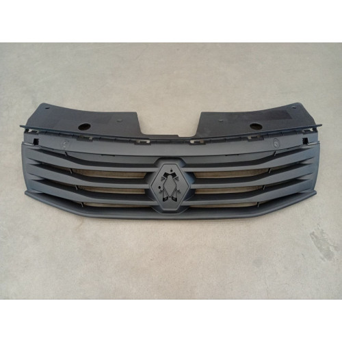 Решітка радіатора Renault Sandero 2008-2012 чорна, тип Renault FPS 8200798524